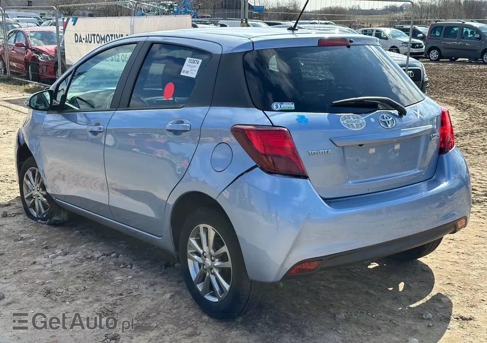 TOYOTA Yaris 1.33 Premium
