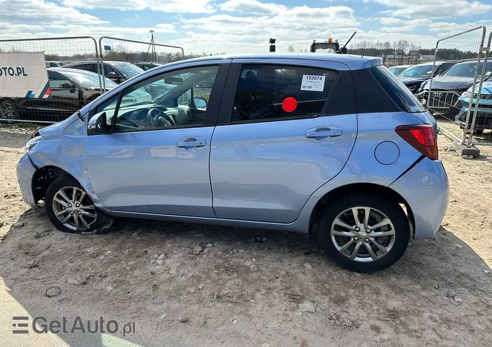 TOYOTA Yaris 1.33 Premium