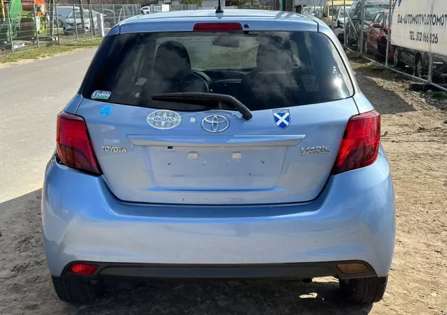 TOYOTA Yaris 1.33 Premium