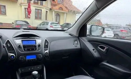 HYUNDAI Ix35 