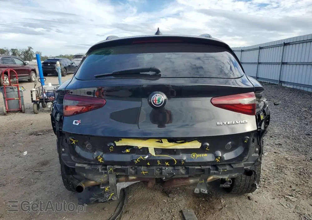 ALFA ROMEO Stelvio 2.0 Turbo 16V AT8-Q4 Veloce Ti