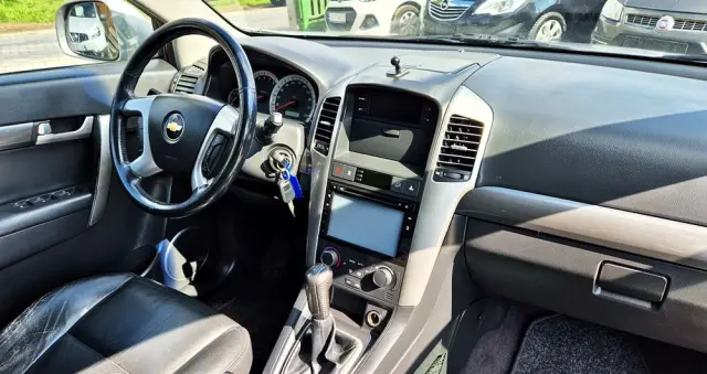 CHEVROLET Captiva 2.4 LS