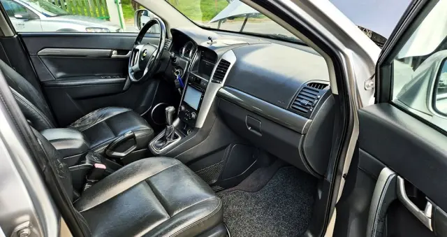 CHEVROLET Captiva 2.4 LS