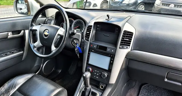 CHEVROLET Captiva 2.4 LS