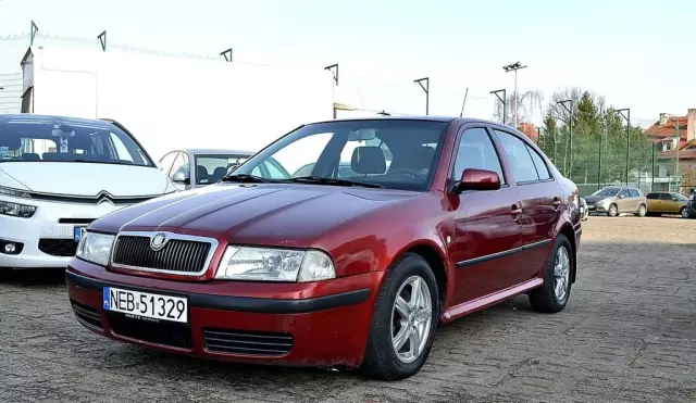 SKODA Octavia 