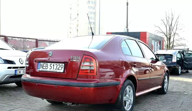 SKODA Octavia 