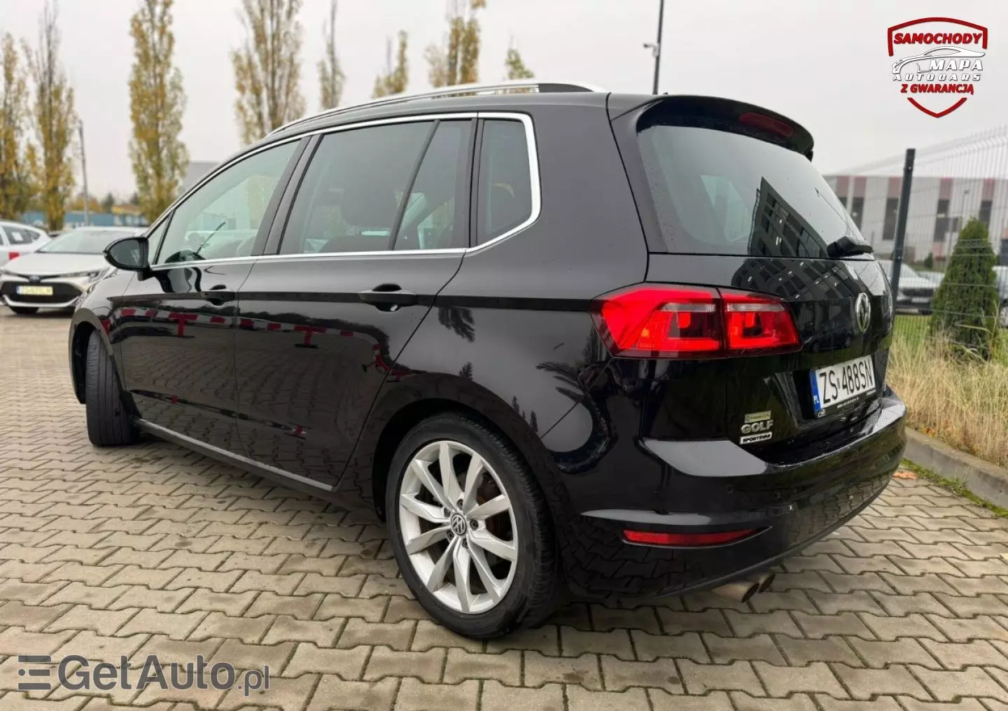 VOLKSWAGEN Golf Sportsvan 