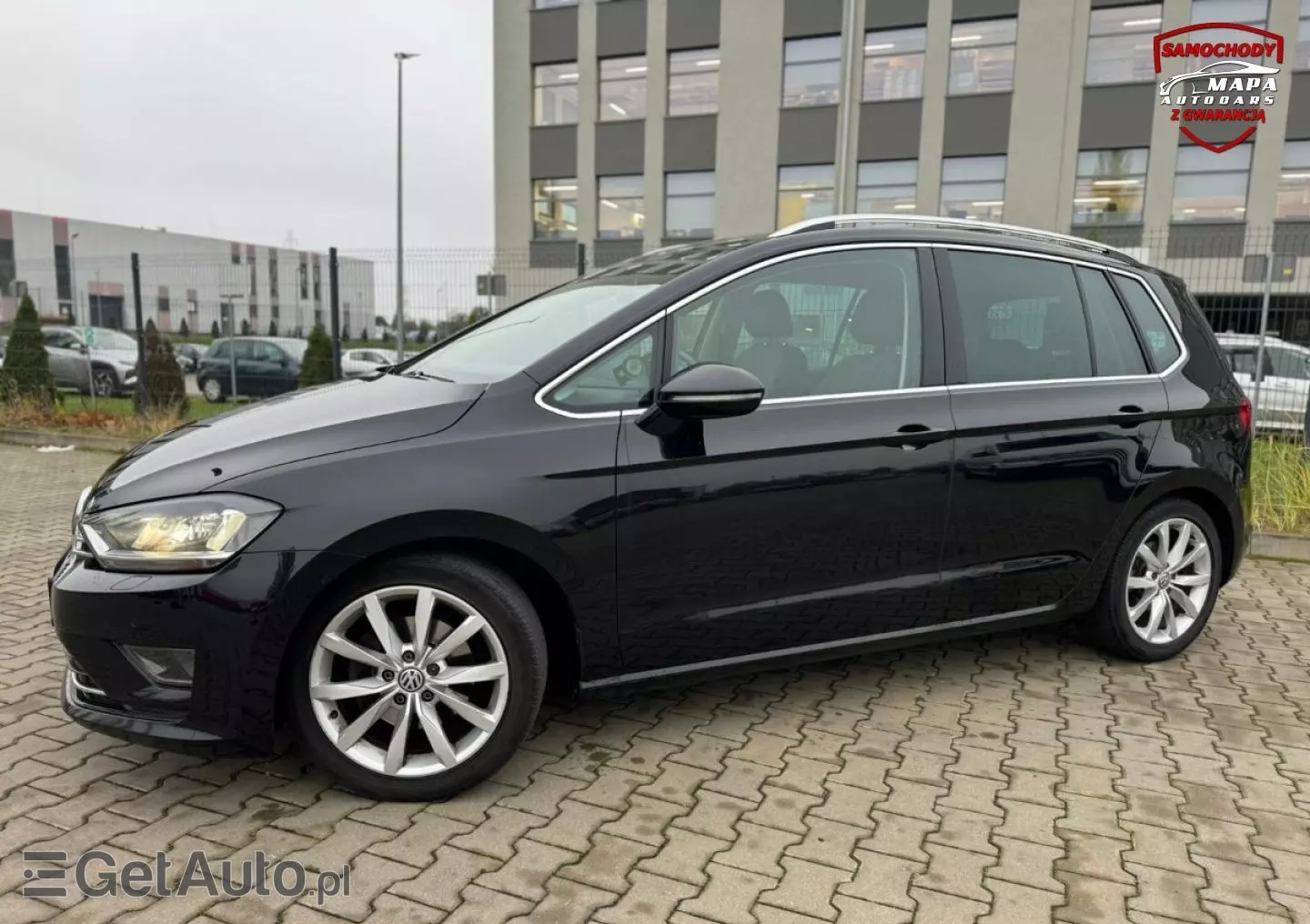 VOLKSWAGEN Golf Sportsvan 