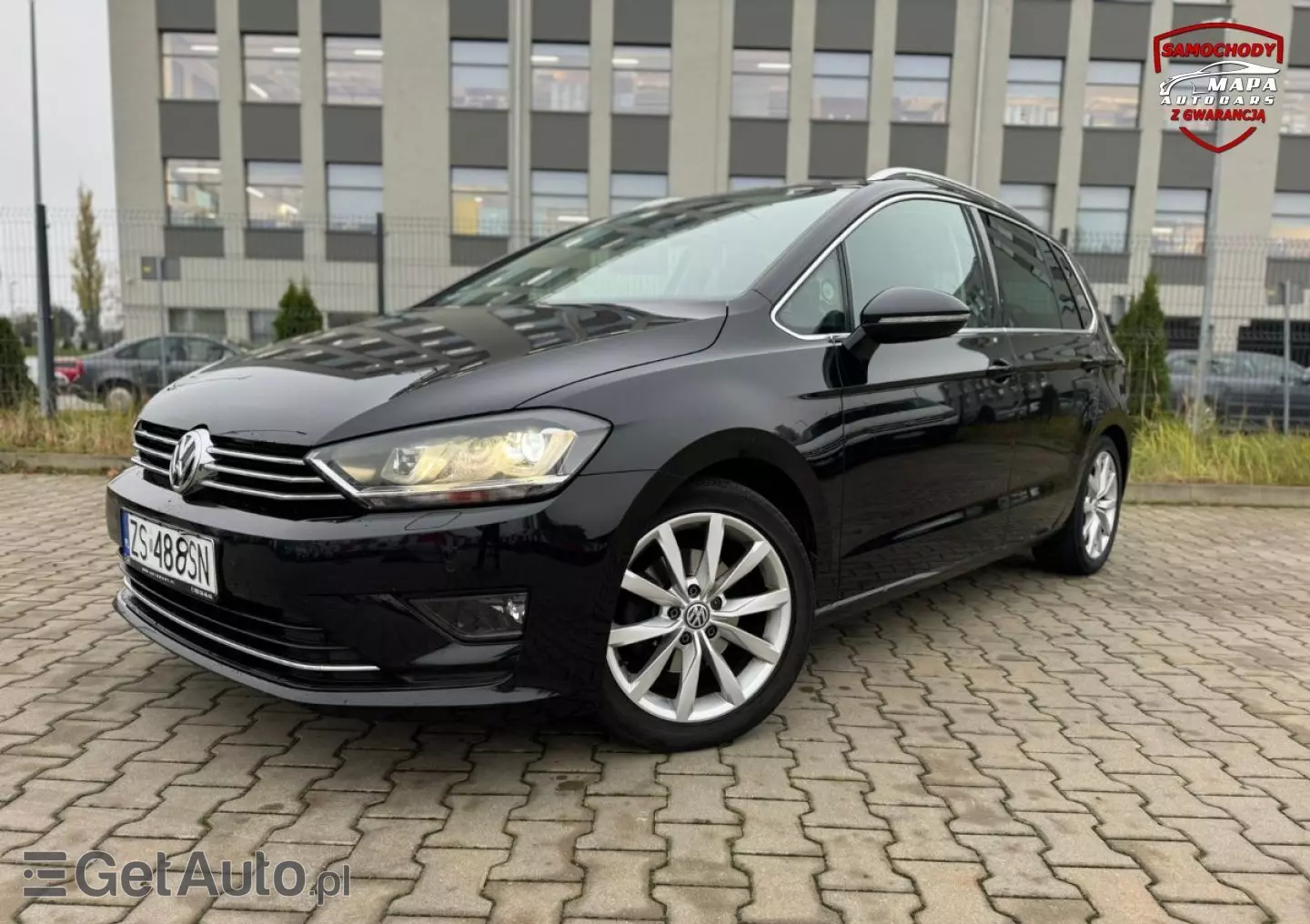 VOLKSWAGEN Golf Sportsvan 