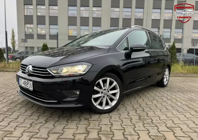 VOLKSWAGEN Golf Sportsvan 