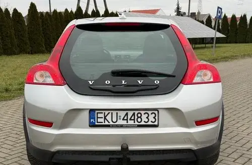 VOLVO C30 