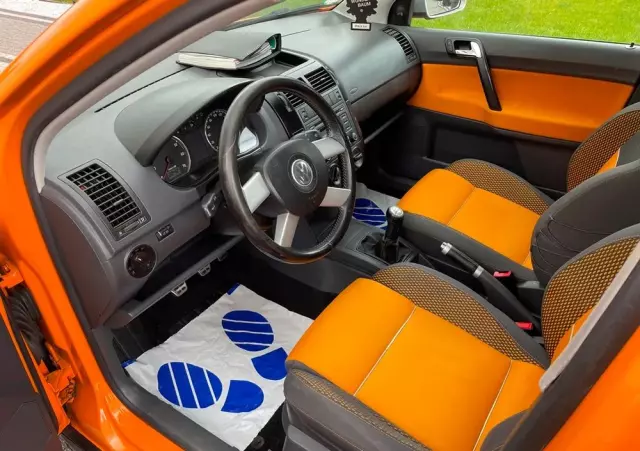 VOLKSWAGEN Polo 1.2 Cross