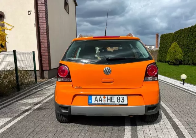 VOLKSWAGEN Polo 1.2 Cross