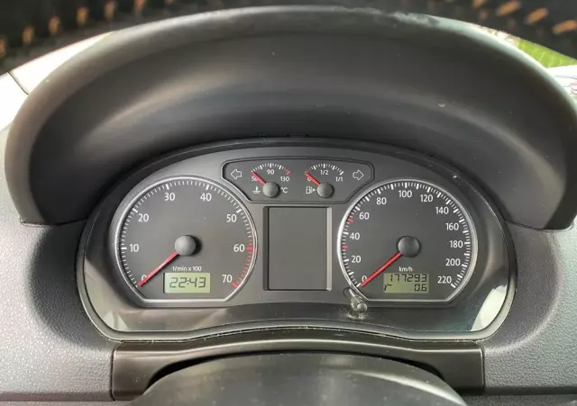 VOLKSWAGEN Polo 1.2 Cross