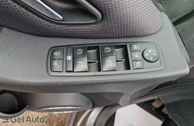 MERCEDES-BENZ Klasa A A 170 (115 KM) Autotronic