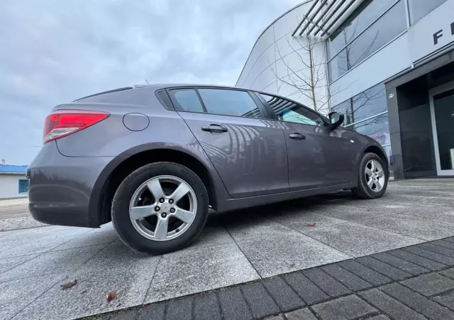 CHEVROLET Cruze 