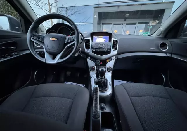 CHEVROLET Cruze 