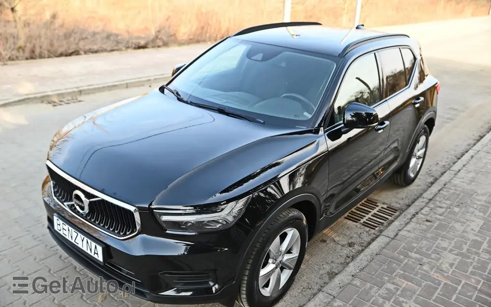 VOLVO XC 40 