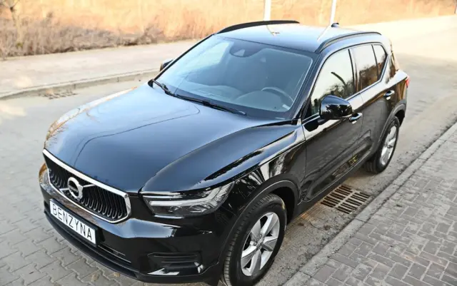 VOLVO XC 40 