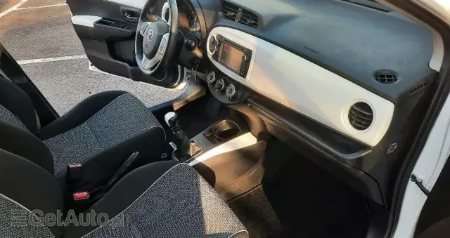 TOYOTA Yaris 1.33 Active