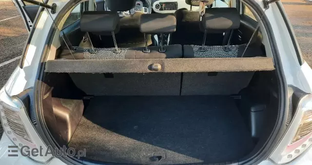 TOYOTA Yaris 1.33 Active