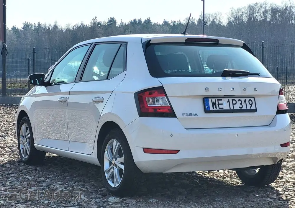 SKODA Fabia 1.0 Ambition