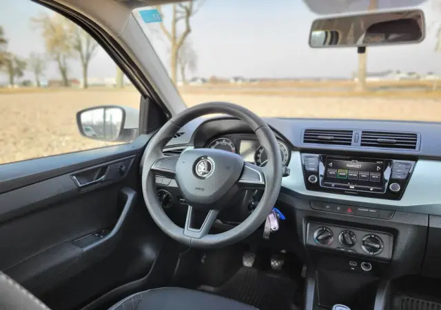 SKODA Fabia 1.0 Ambition