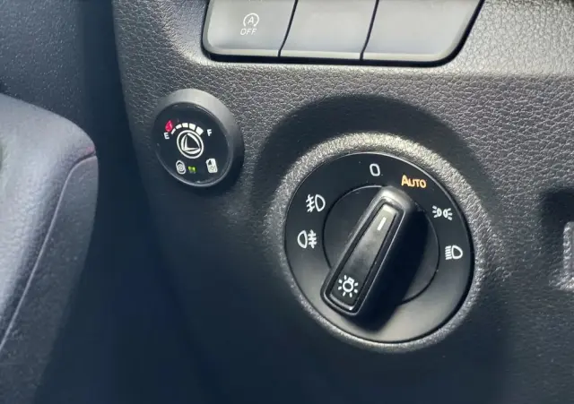 SKODA Fabia 1.0 Ambition