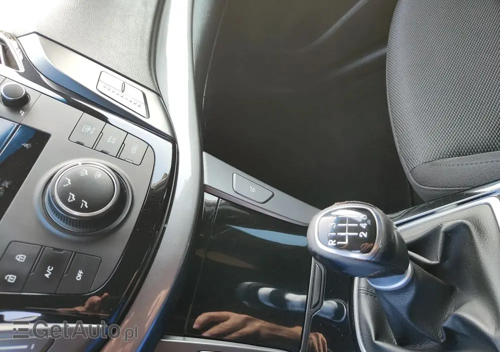 HYUNDAI I40 1.6 Comfort