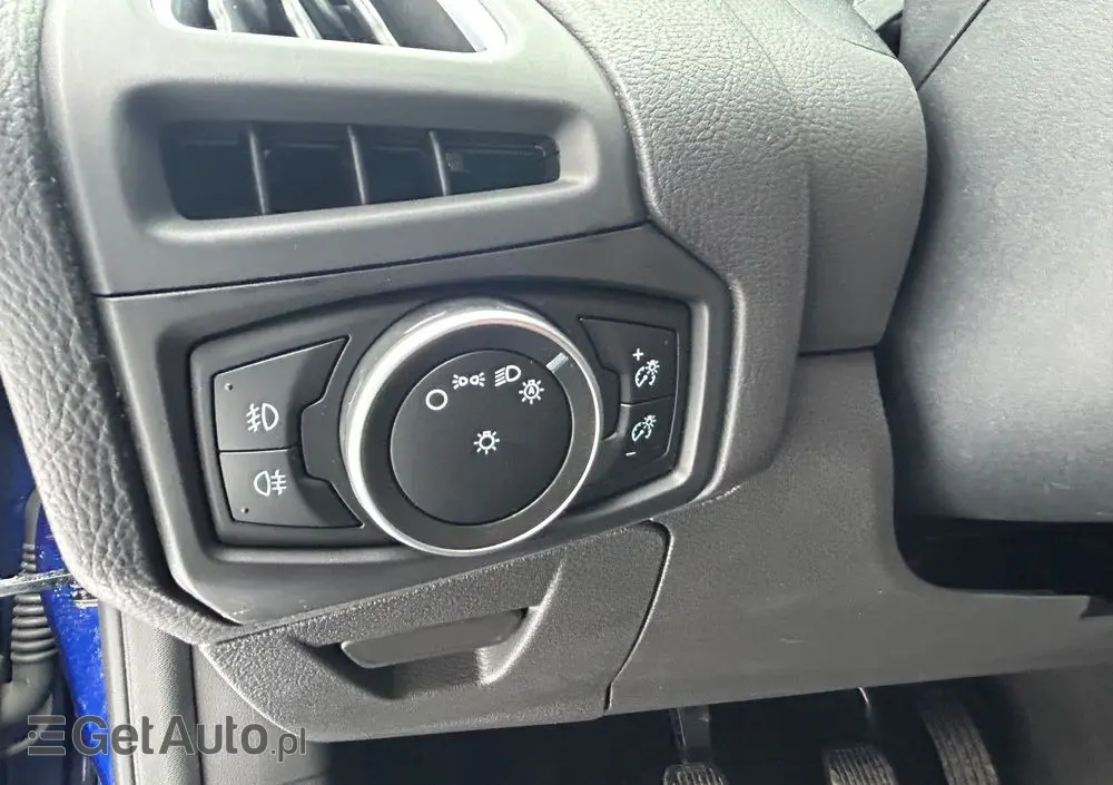 FORD Focus 1.5 EcoBoost Start-Stopp-System Sport