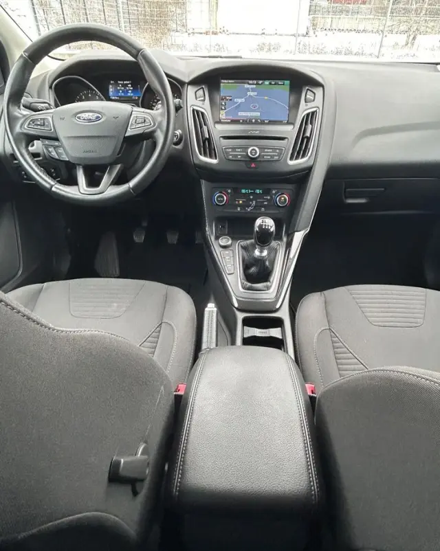 FORD Focus 1.5 EcoBoost Start-Stopp-System Sport