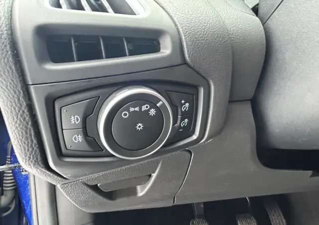 FORD Focus 1.5 EcoBoost Start-Stopp-System Sport