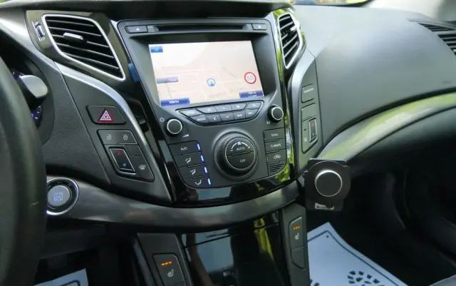 HYUNDAI I40 2.0 Premium