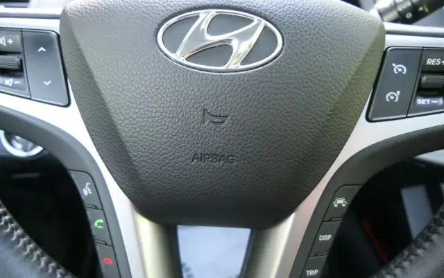 HYUNDAI I40 2.0 Premium