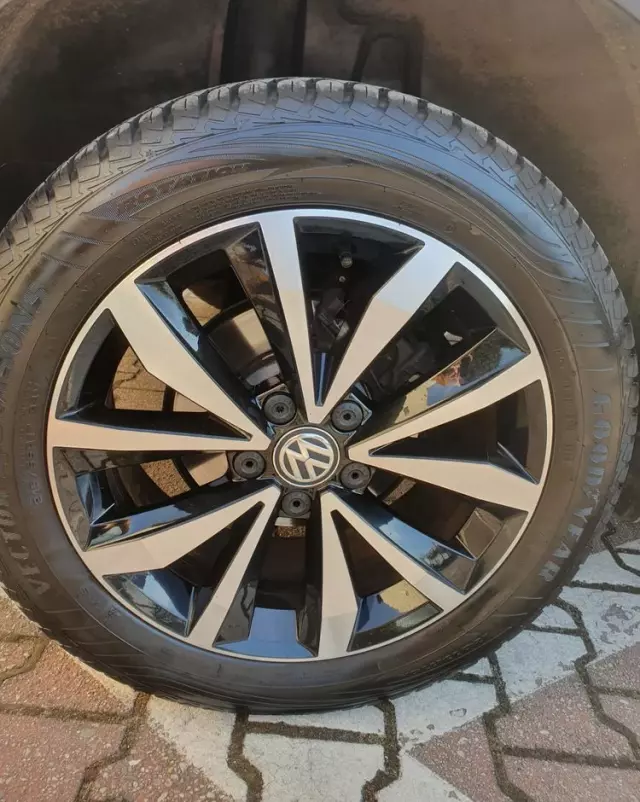 VOLKSWAGEN T-Roc 1.5 TSI Style