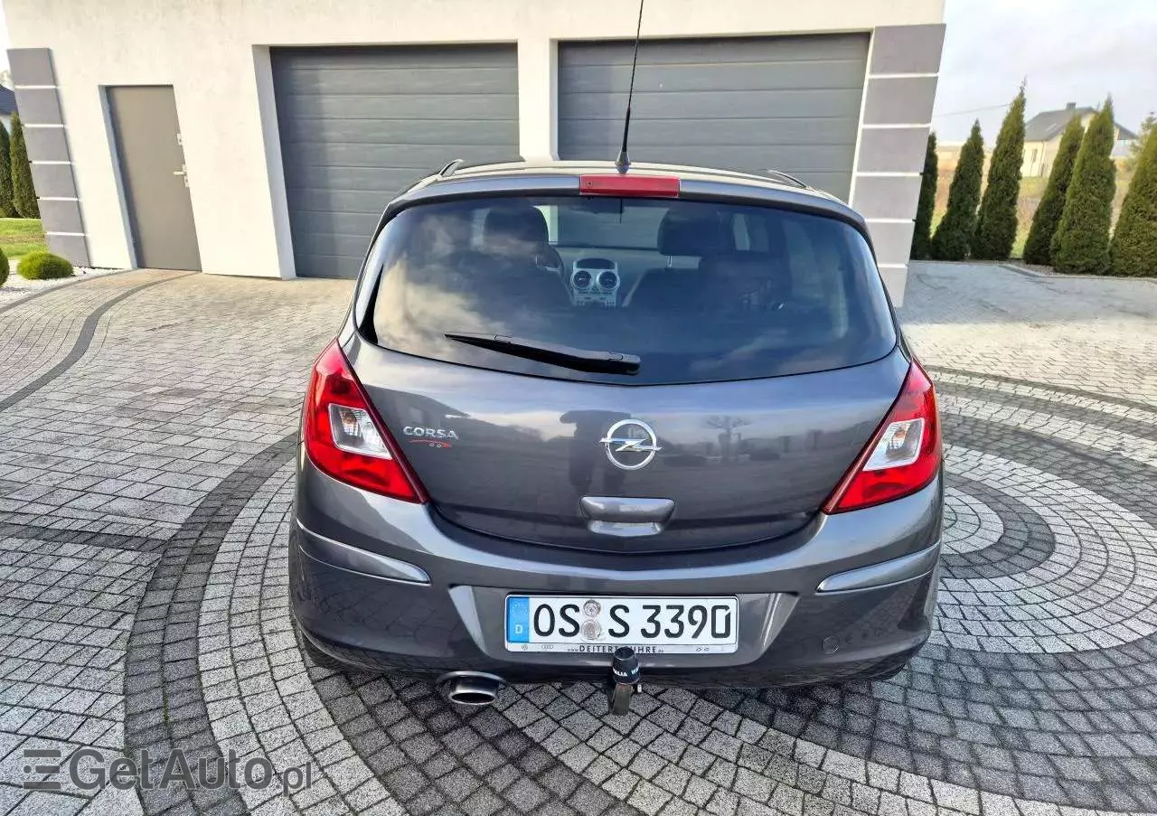 OPEL Corsa 1.4 16V 150 Jahre