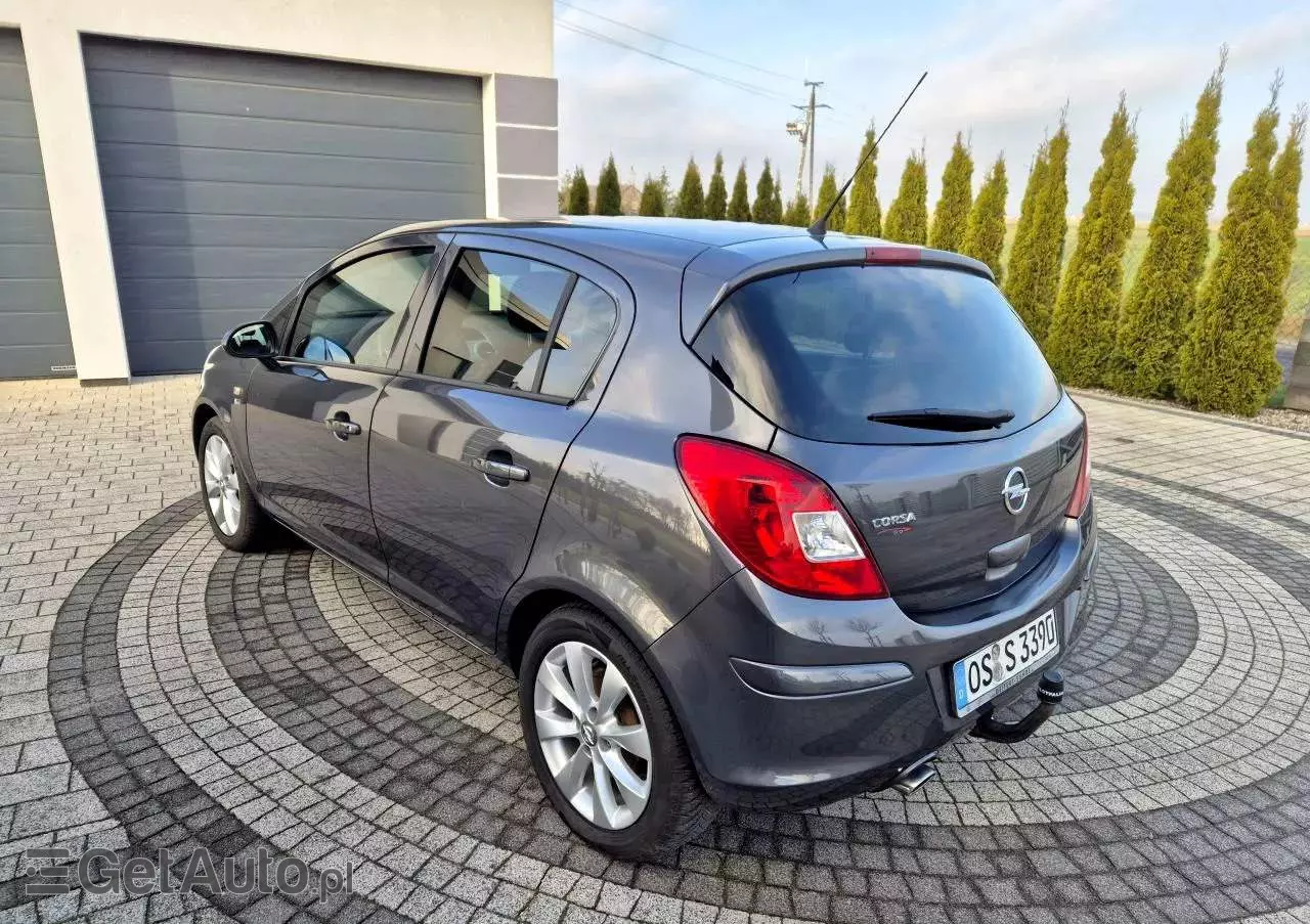OPEL Corsa 1.4 16V 150 Jahre