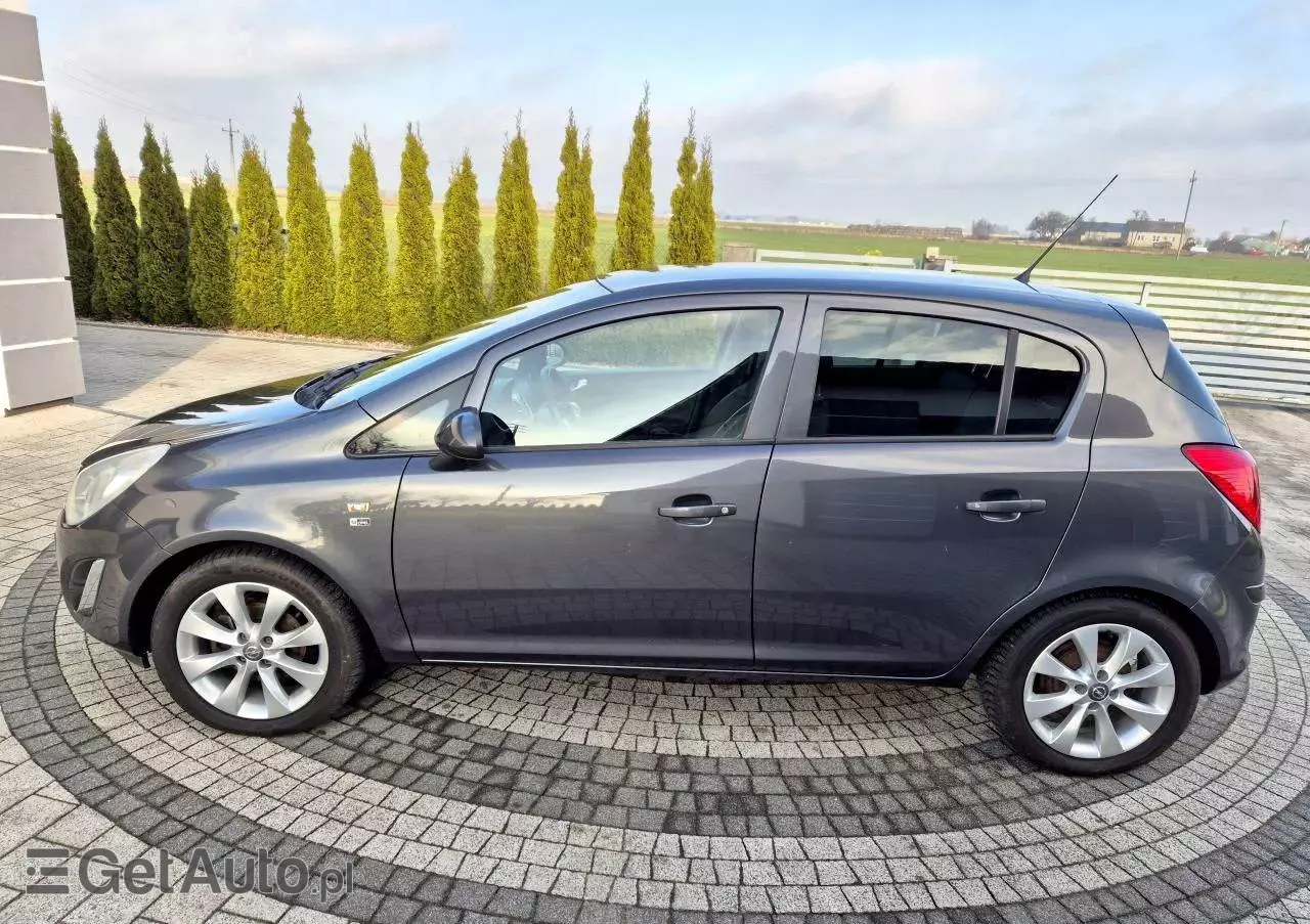 OPEL Corsa 1.4 16V 150 Jahre