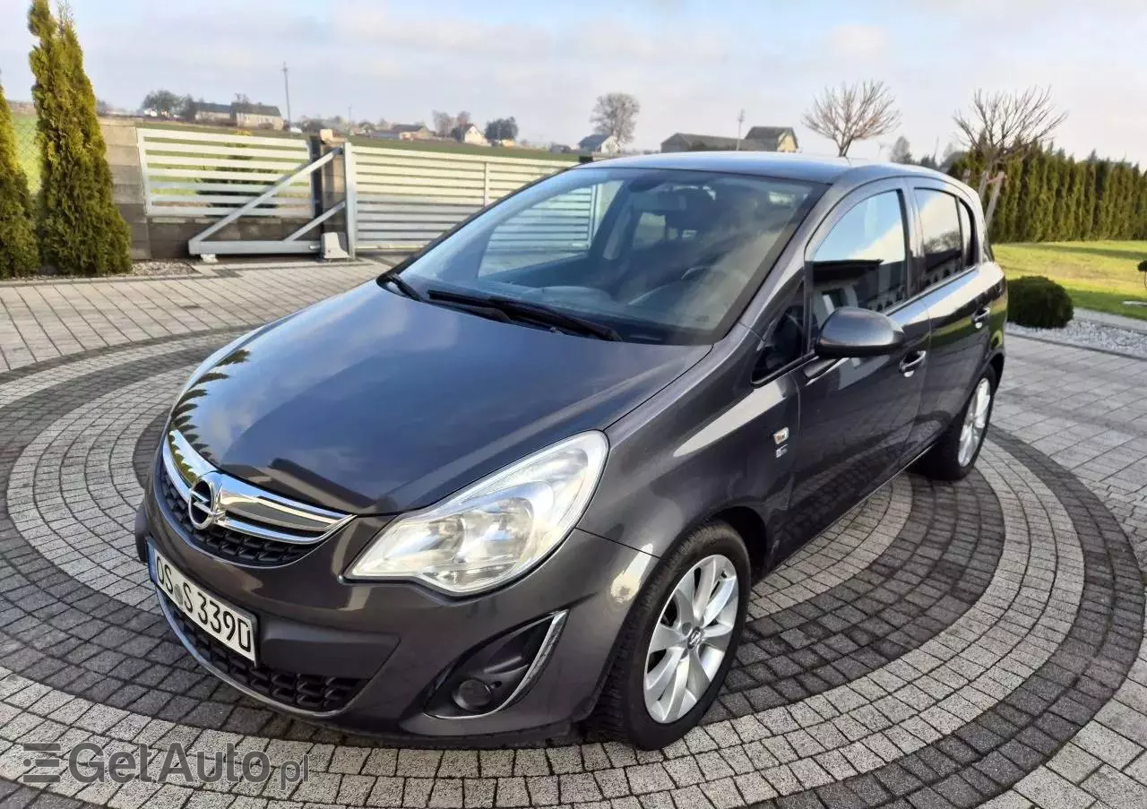 OPEL Corsa 1.4 16V 150 Jahre