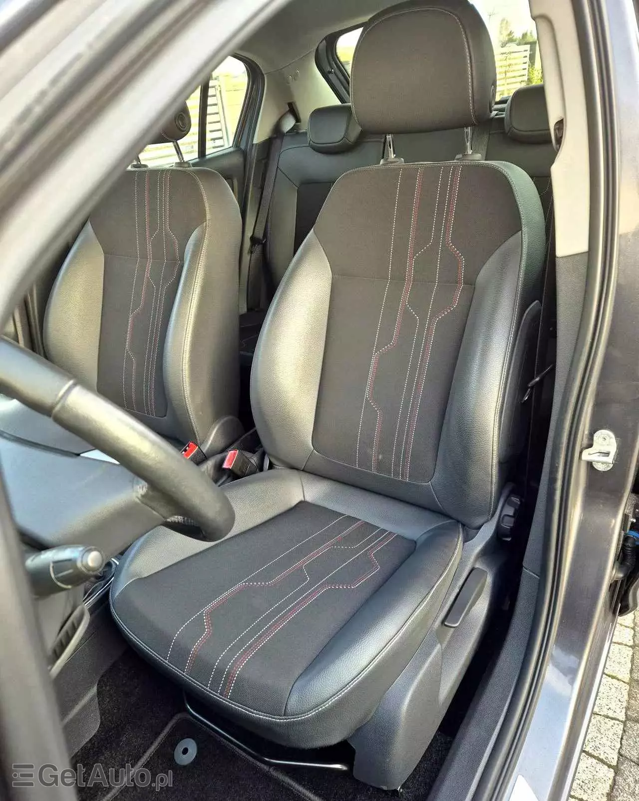 OPEL Corsa 1.4 16V 150 Jahre