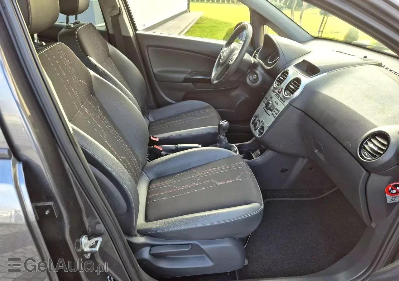 OPEL Corsa 1.4 16V 150 Jahre