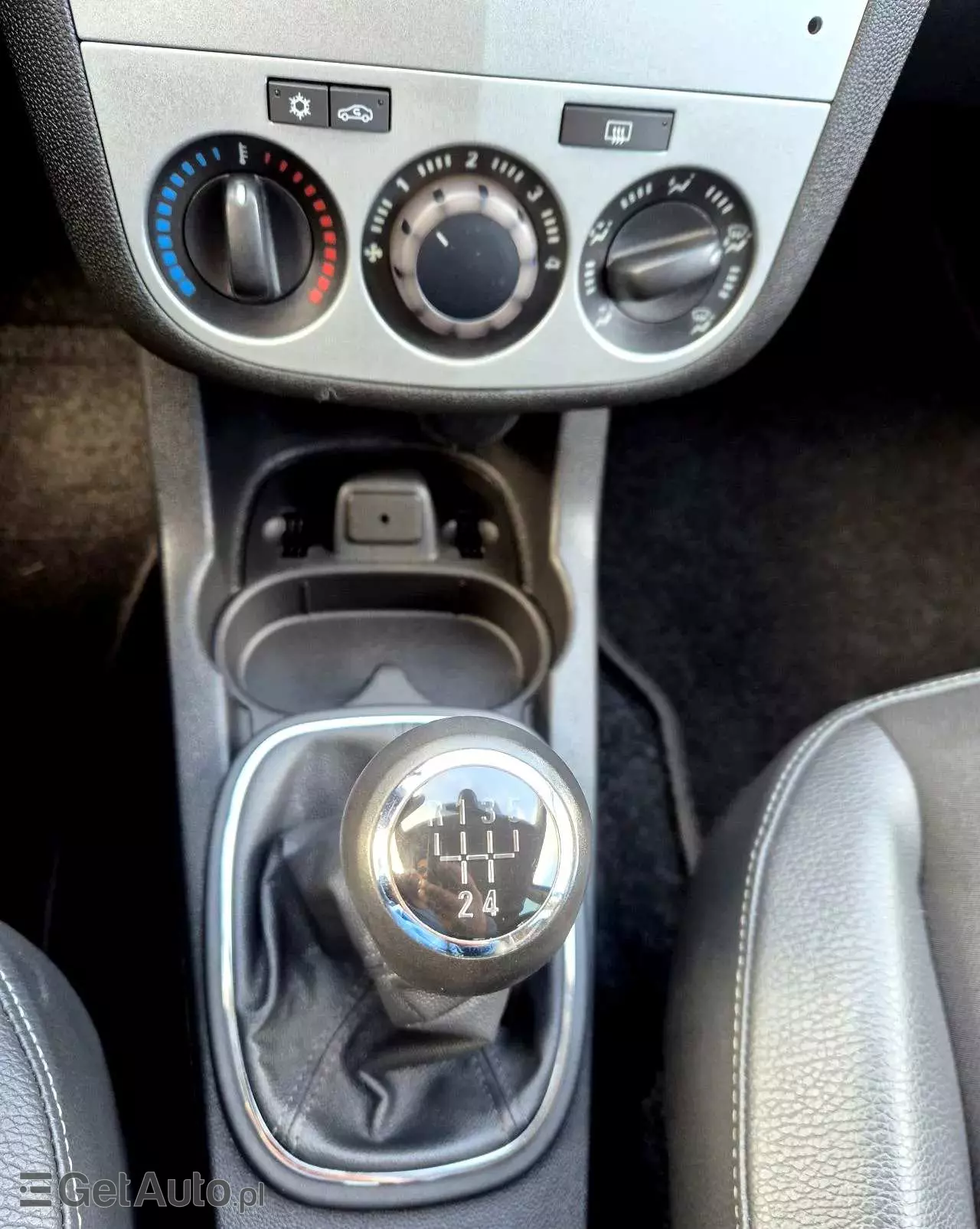 OPEL Corsa 1.4 16V 150 Jahre