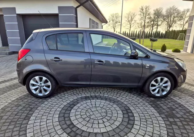 OPEL Corsa 1.4 16V 150 Jahre