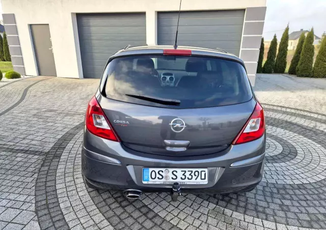 OPEL Corsa 1.4 16V 150 Jahre