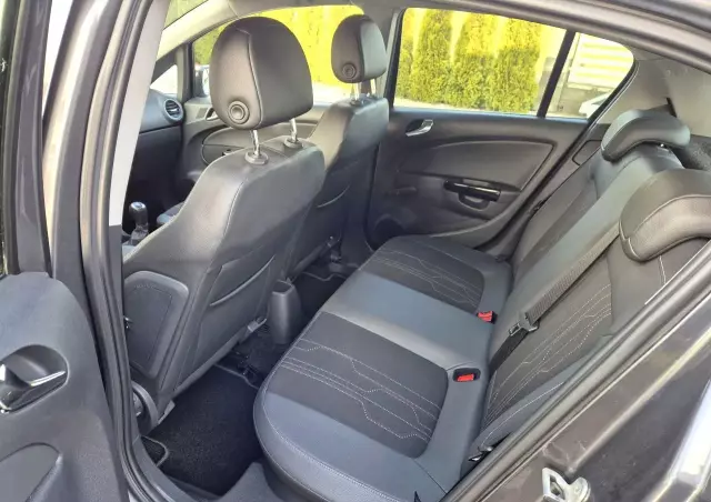 OPEL Corsa 1.4 16V 150 Jahre