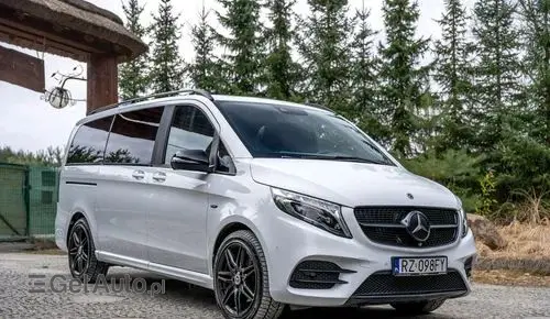 MERCEDES-BENZ Klasa V 