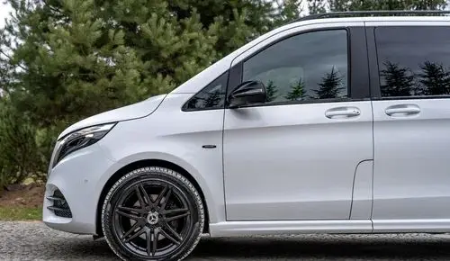MERCEDES-BENZ Klasa V 