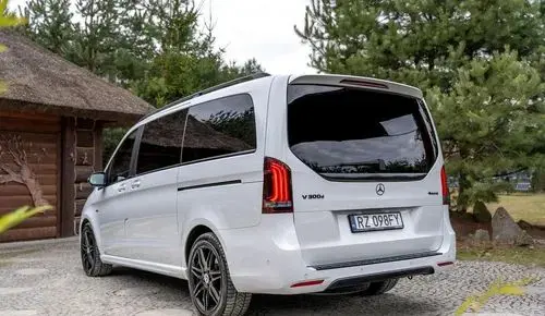 MERCEDES-BENZ Klasa V 