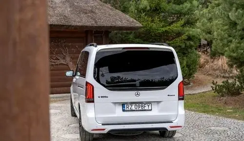 MERCEDES-BENZ Klasa V 
