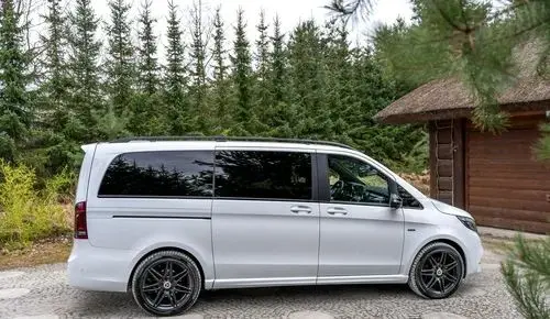 MERCEDES-BENZ Klasa V 